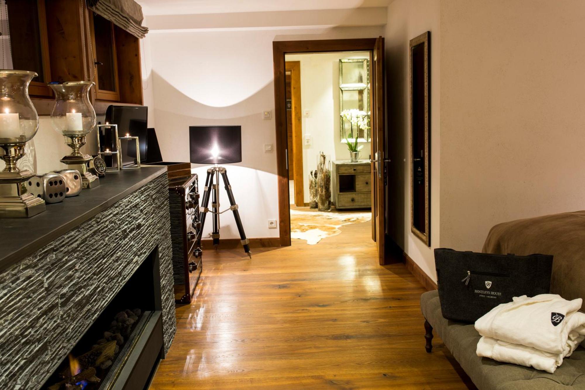 Bentleys House Mountain Residence Zürs Dış mekan fotoğraf