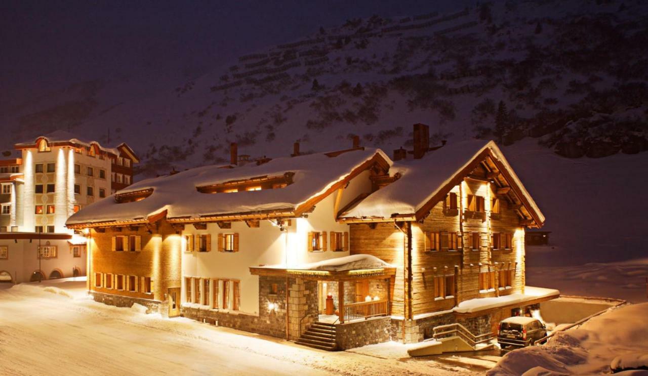 Bentleys House Mountain Residence Zürs Dış mekan fotoğraf
